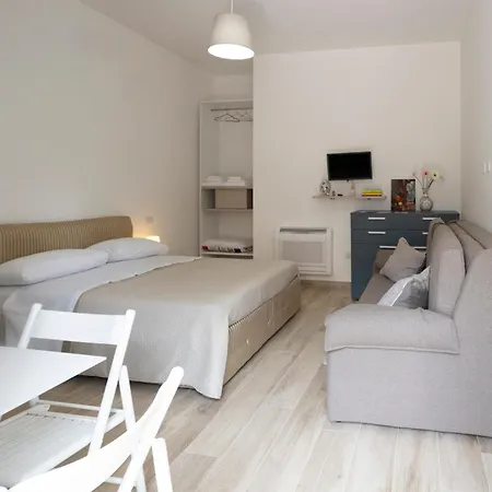 Mary Apartment